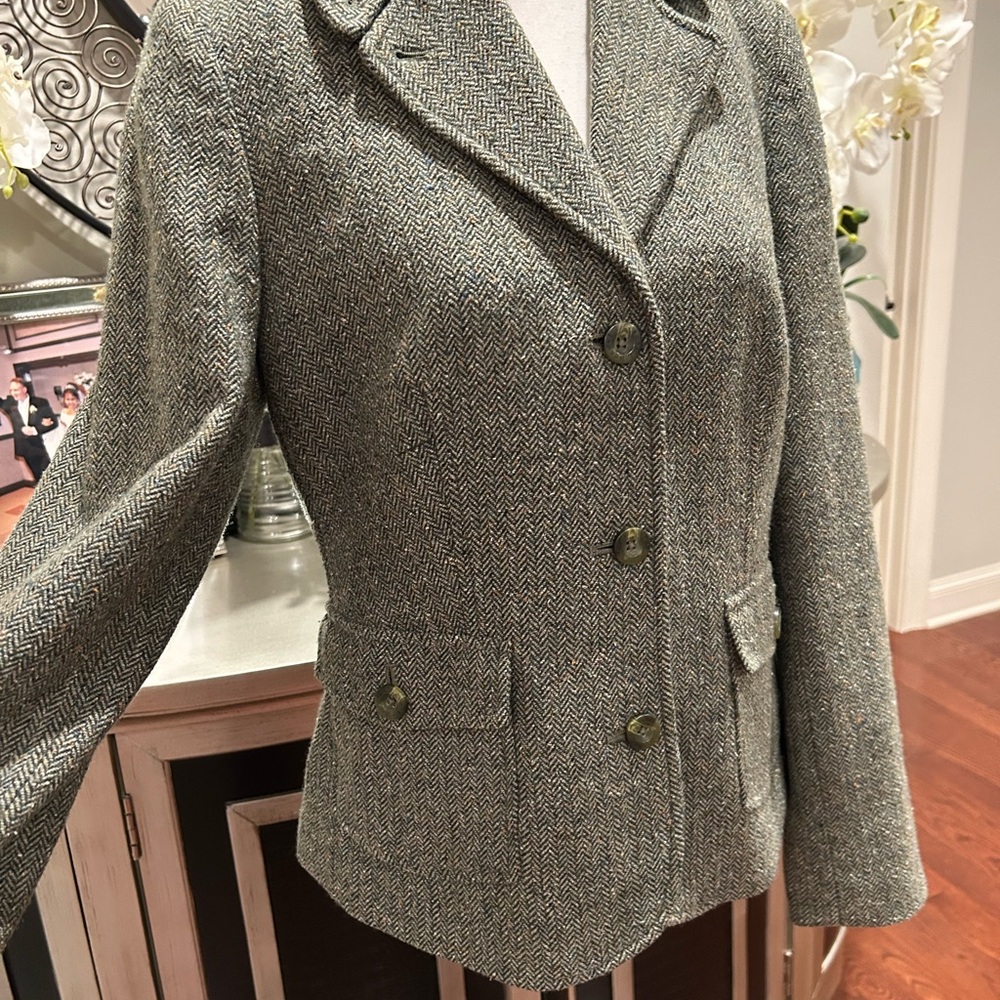 L.L. Bean Women's Gray Herringbone Wool and silk Blend Blazer - Picture 2 of 8